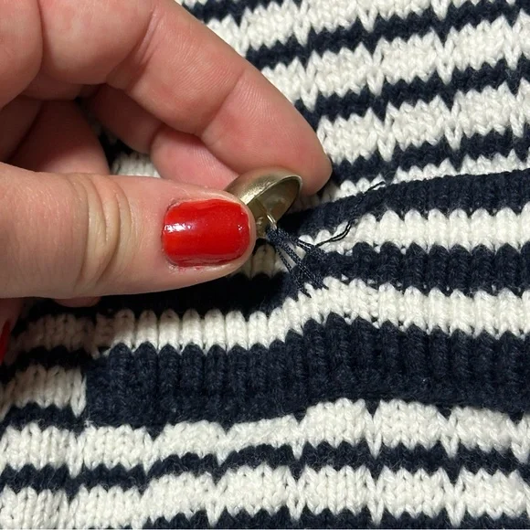 Tahari Knit V-Neck Cardigan; Black/White Stripes; Silver Accents - Women Medium - Picture 15 of 15